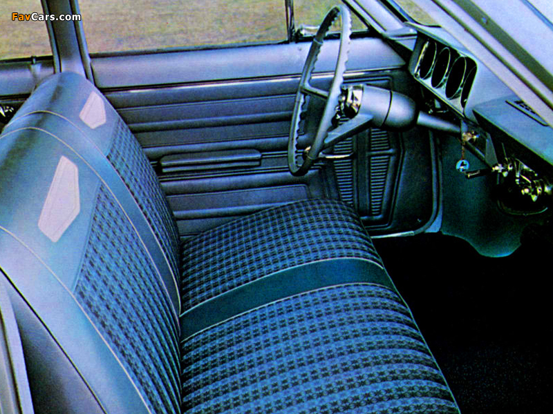 Pontiac Tempest 4-door Sedan 1963 wallpapers (800 x 600)