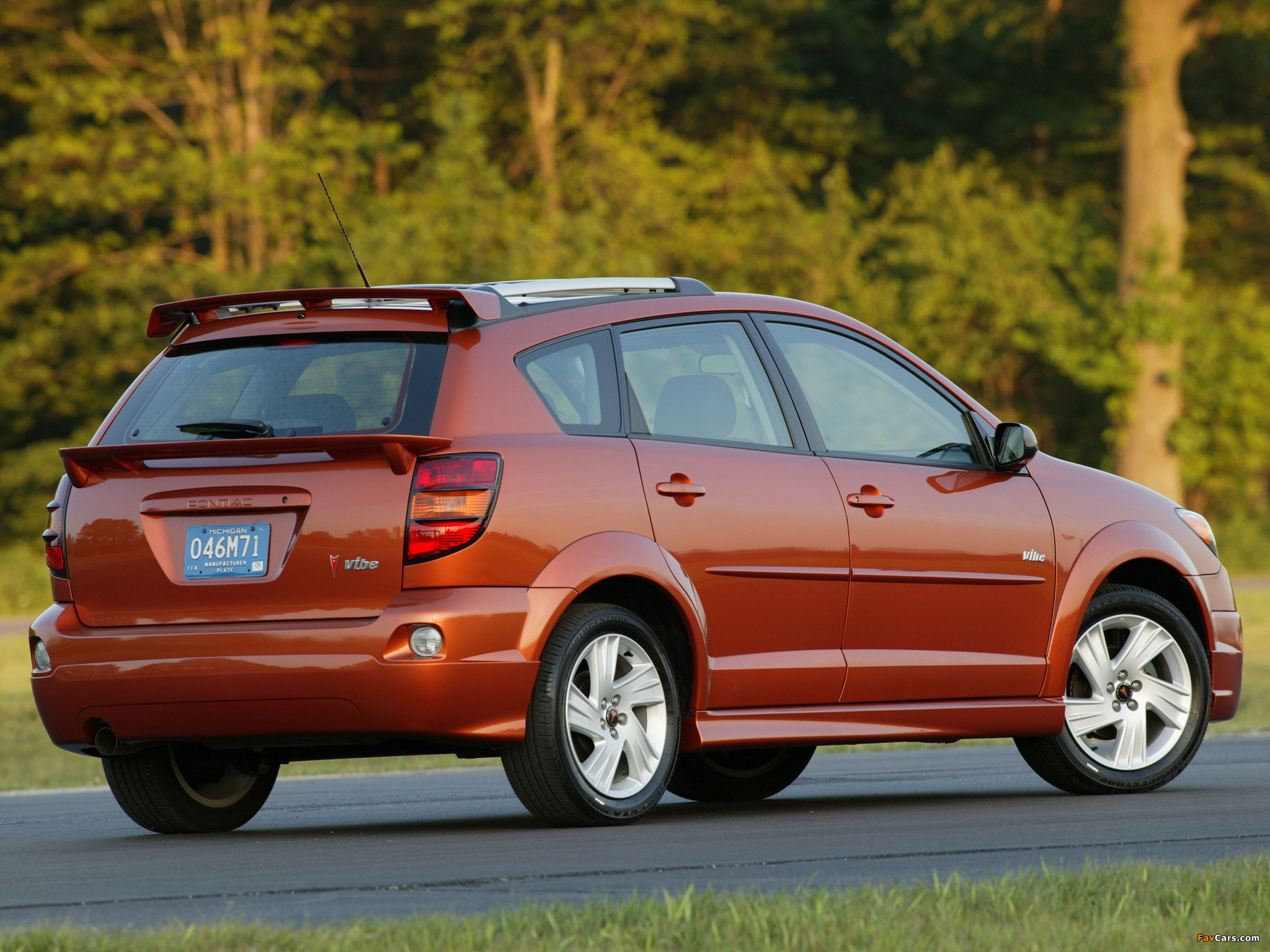 Pontiac Vibe Sports Apperance Package 2003–08 images (2048 x 1536)