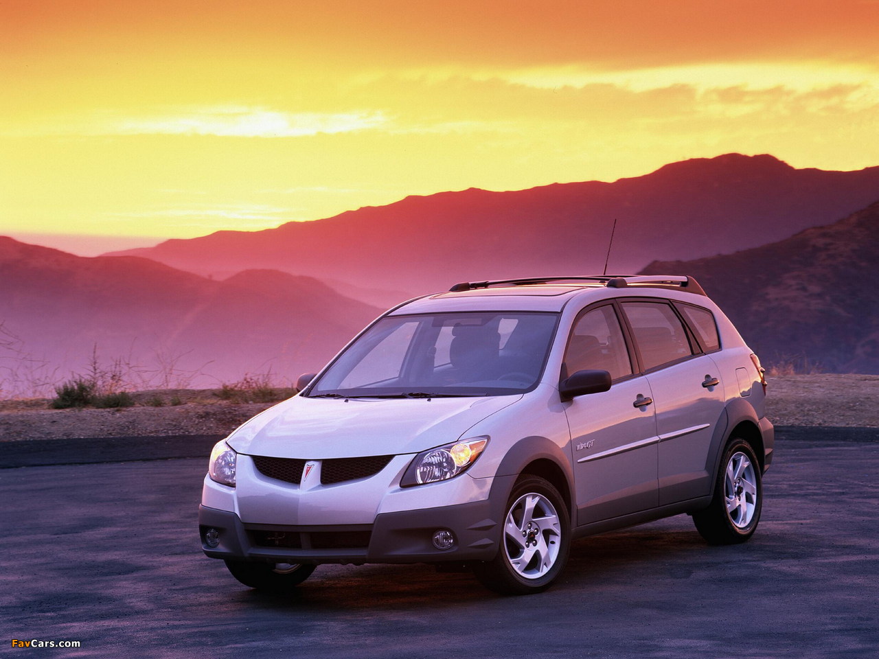 Pontiac Vibe GT 2002–06 wallpapers (1280 x 960)