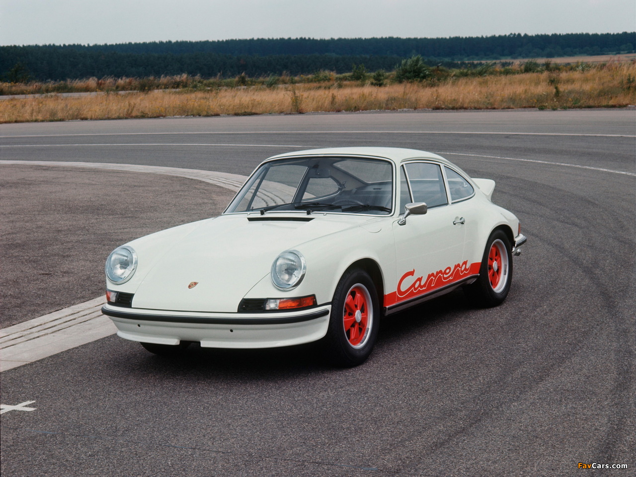 Images of Porsche 911 Carrera RS 2.7 Touring (911) 1972–73 (1280 x 960)
