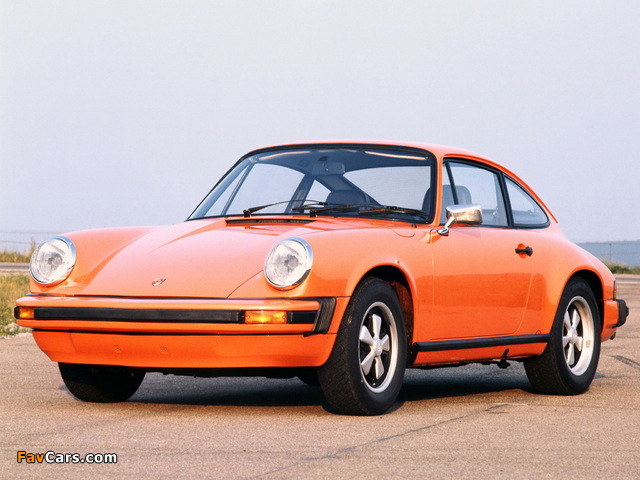 Images of Porsche 911 Carrera 2.7 Coupe (911) 1974–75 (640 x 480)
