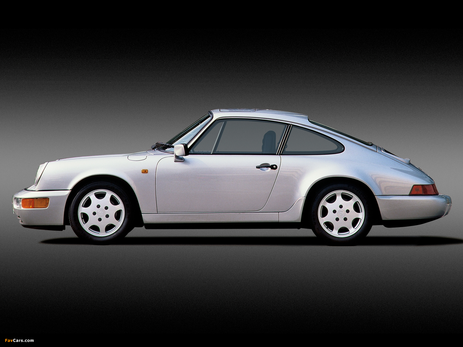 Images of Porsche 911 Carrera 4 Coupe (964) 1988–91 (1600 x 1200)