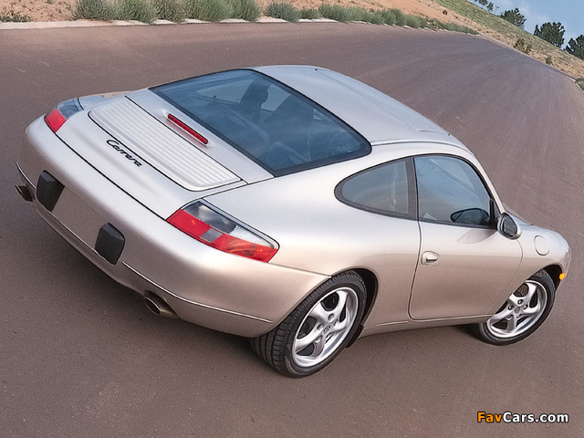 Images of Porsche 911 Carrera Coupe US-spec (996) 1997–2001 (640 x 480)