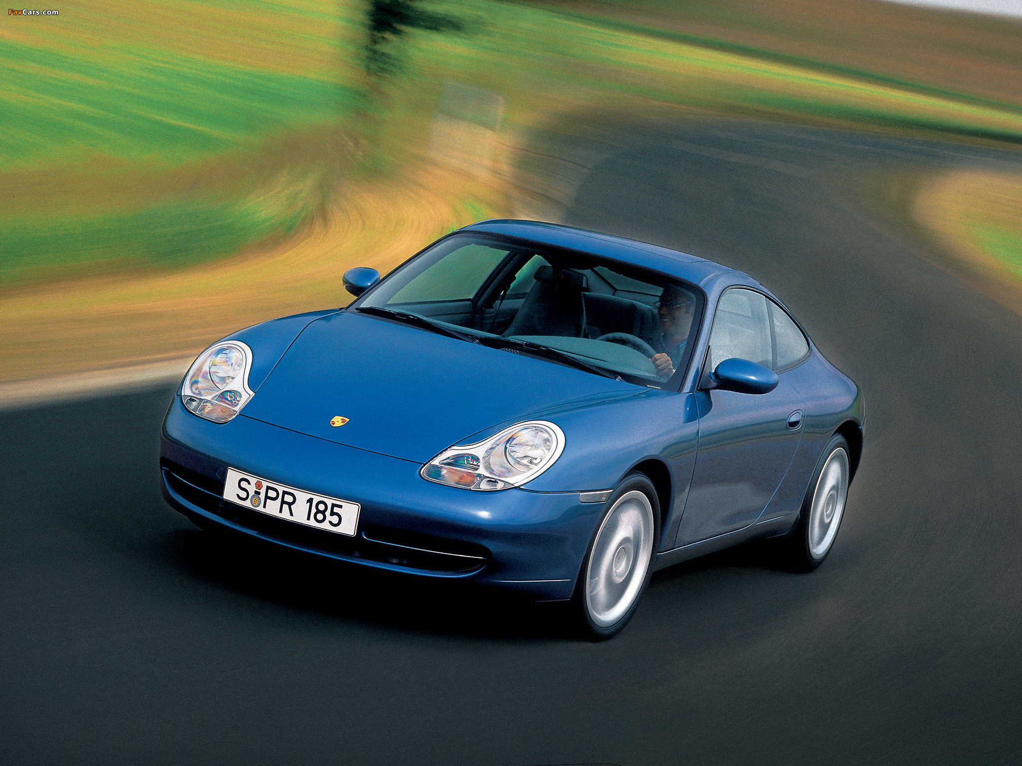 Images of Porsche 911 Carrera 4 Coupe (996) 1998–2001 (2048 x 1536)