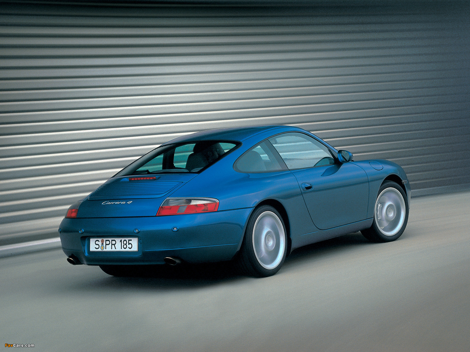 Images of Porsche 911 Carrera 4 Coupe (996) 1998–2001 (1600 x 1200)