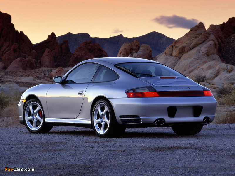 Images of Porsche 911 Carrera 4S Coupe US-spec (996) 2001–04 (800 x 600)