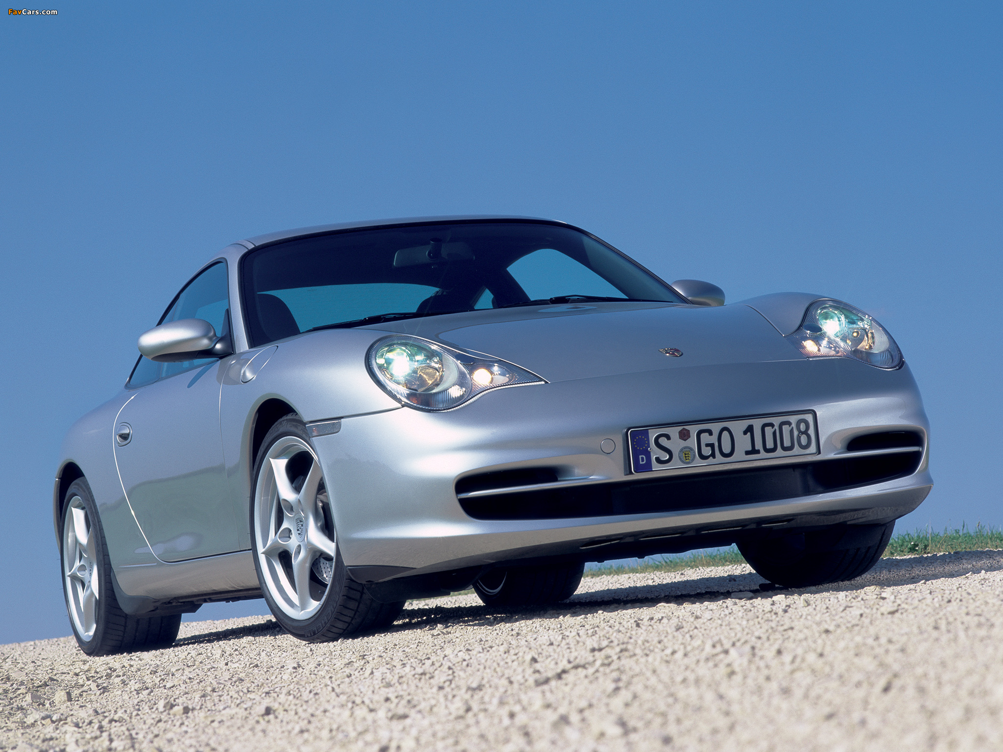 Images of Porsche 911 Carrera 4 Coupe (996) 2001–04 (2048 x 1536)