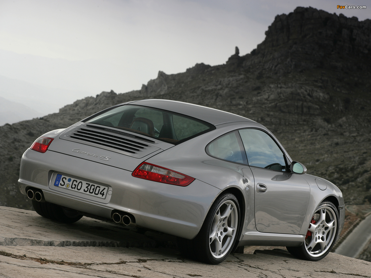 Images of Porsche 911 Carrera 4S Coupe (997) 2006–08 (1280 x 960)