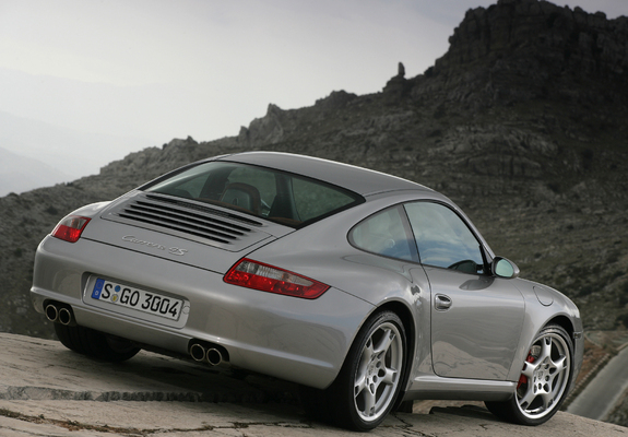 Images of Porsche 911 Carrera 4S Coupe (997) 2006–08