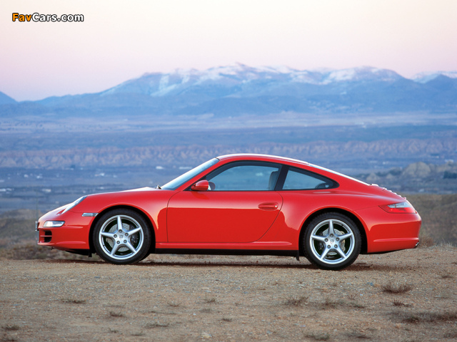Images of Porsche 911 Carrera 4 Coupe (997) 2006–08 (640 x 480)