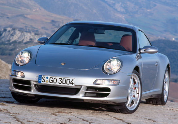 Images of Porsche 911 Carrera 4S Coupe (997) 2006–08