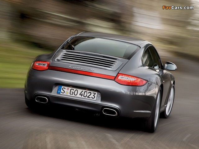 Images of Porsche 911 Carrera 4 Coupe (997) 2008–12 (640 x 480)