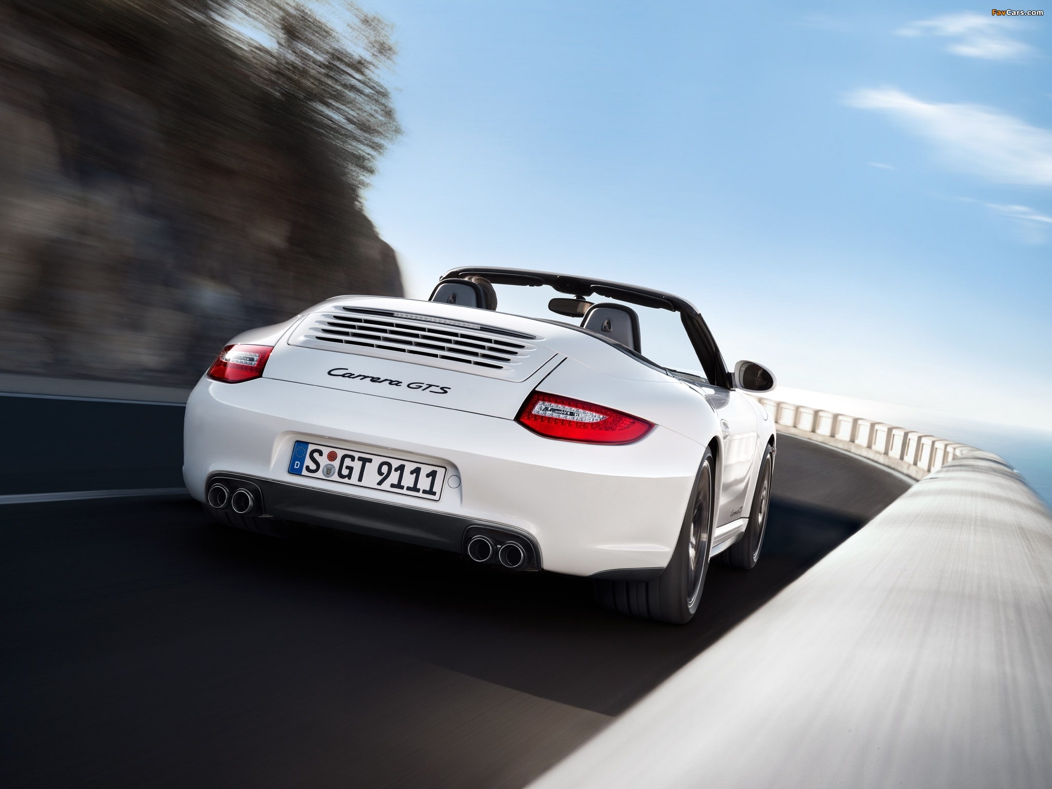 Images of Porsche 911 Carrera GTS Cabriolet (997) 2010–12 (2048 x 1536)