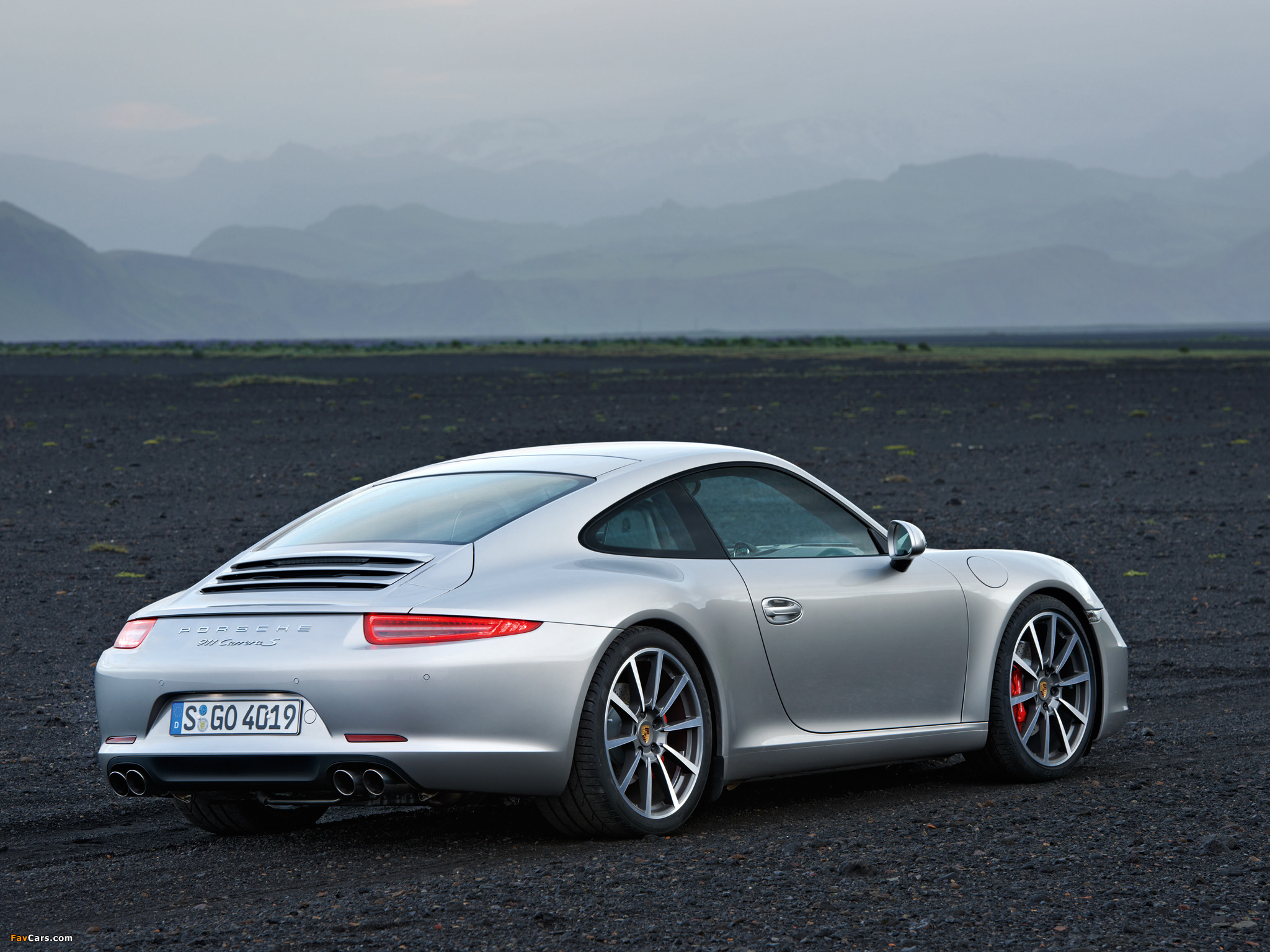 Images of Porsche 911 Carrera S Coupe (991) 2011 (2048 x 1536)