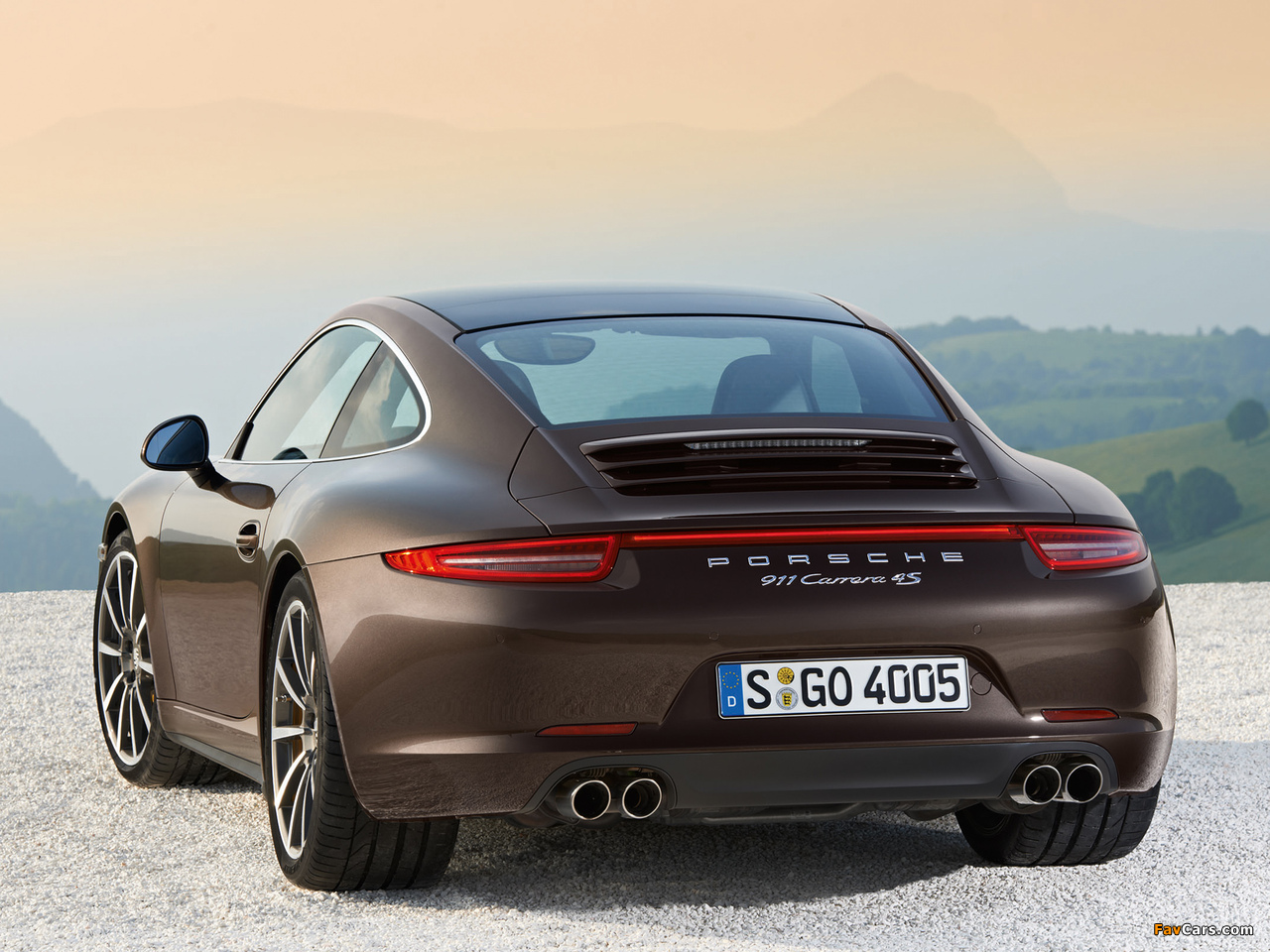 Images of Porsche 911 Carrera 4S Coupe (991) 2012 (1280 x 960)