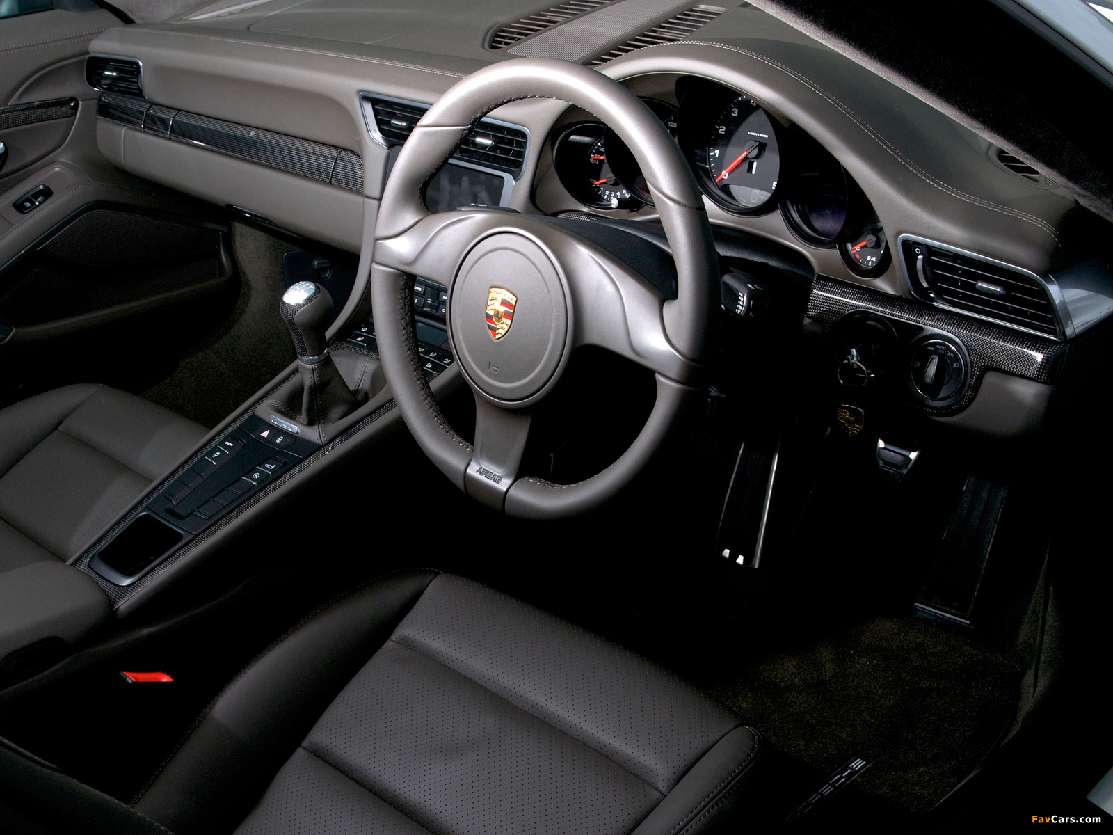Images of Porsche 911 Carrera 4 Coupe UK-spec (991) 2012 (1600 x 1200)