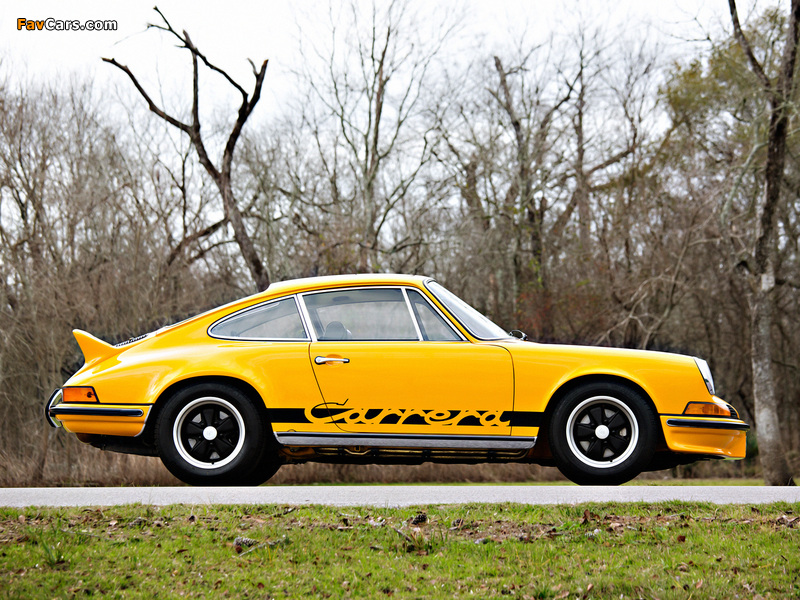 Photos of Porsche 911 Carrera RS 2.7 Touring US-spec (911) 1972–73 (800 x 600)