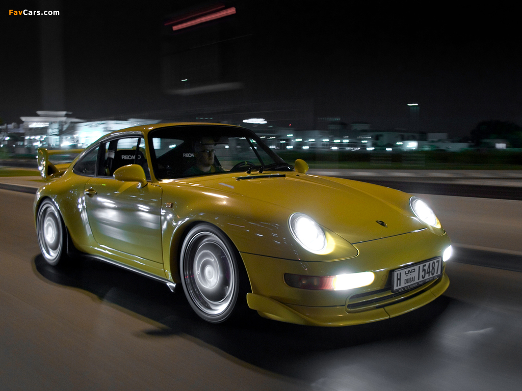 Photos of Porsche 911 Carrera RS Club Sport (993) 1995 (1024 x 768)