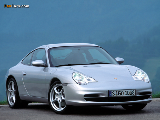Photos of Porsche 911 Carrera 4 Coupe (996) 2001–04 (640 x 480)