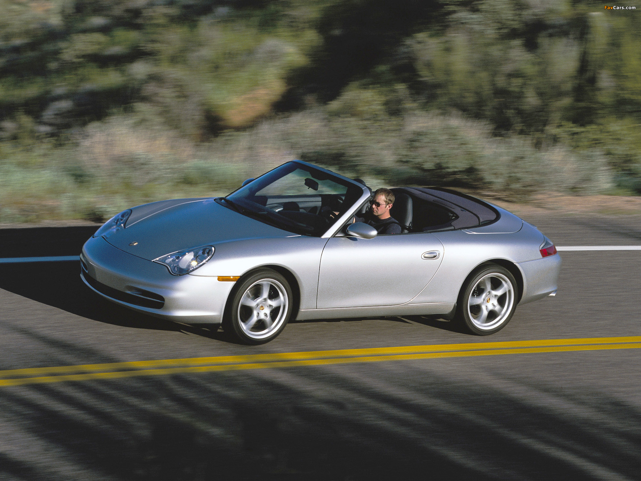 Photos of Porsche 911 Carrera Cabriolet US-spec (996) 2001–04 (2048 x 1536)