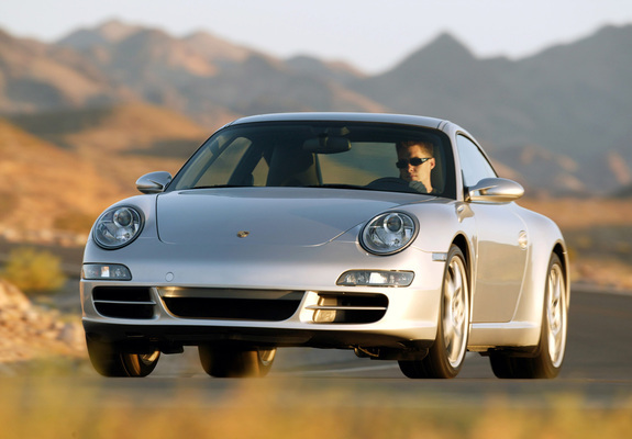 Photos of Porsche 911 Carrera Coupe US-spec (997) 2005–08