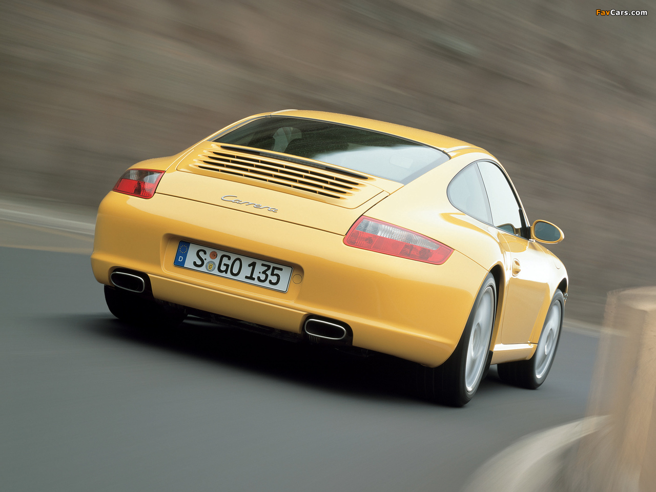 Photos of Porsche 911 Carrera Coupe (997) 2005–08 (1280 x 960)