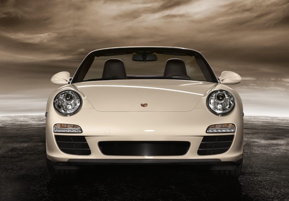 Photos of Porsche 911 Carrera Cabriolet (997) 2008–11