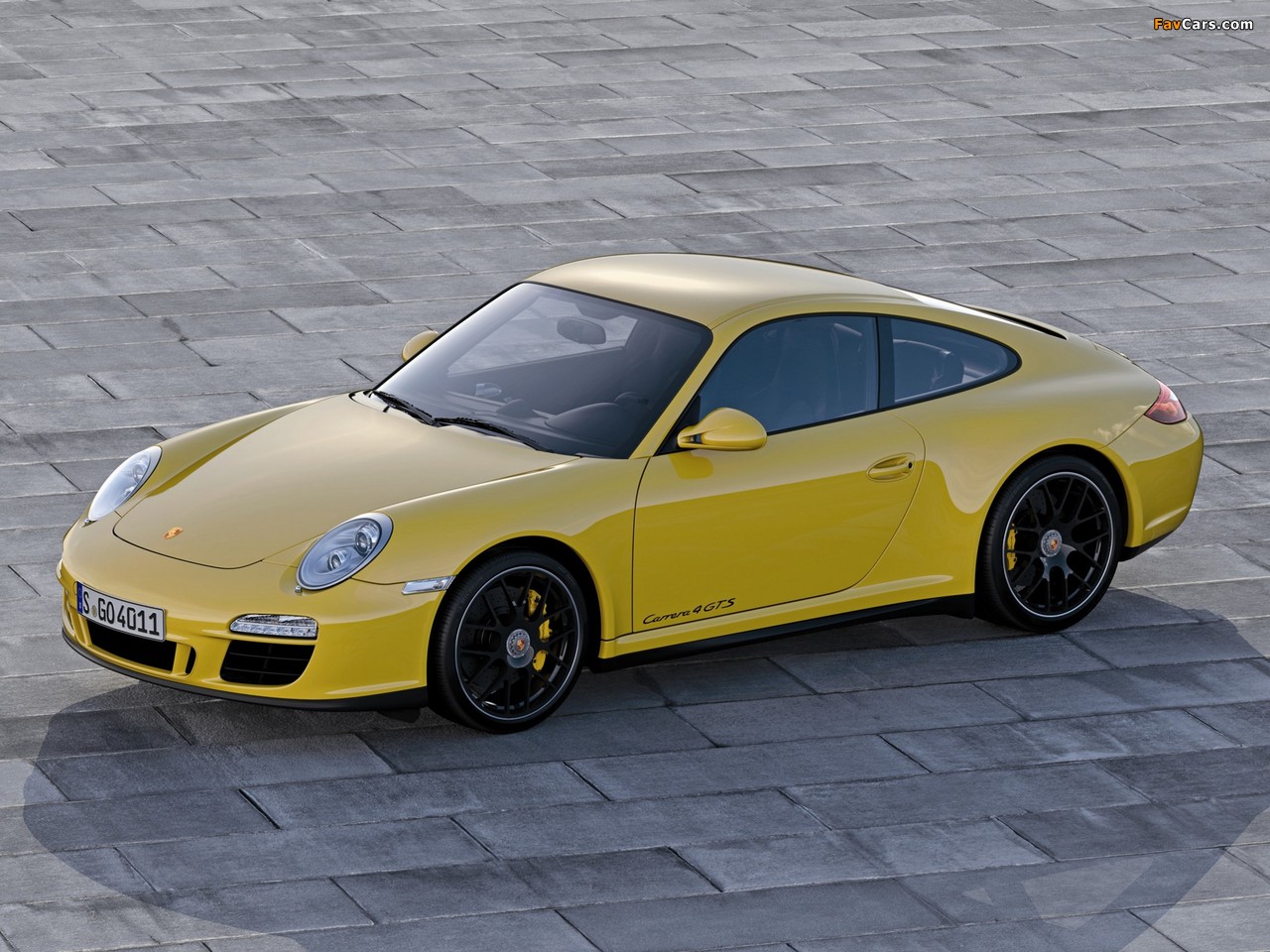 Photos of Porsche 911 Carrera 4 GTS Coupe (997) 2011–12 (1280 x 960)