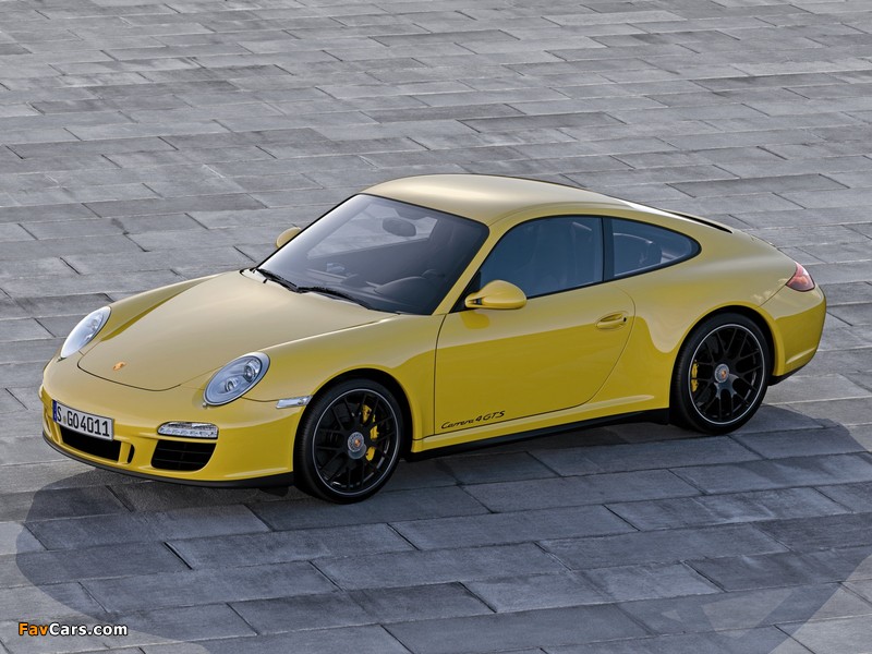 Photos of Porsche 911 Carrera 4 GTS Coupe (997) 2011–12 (800 x 600)