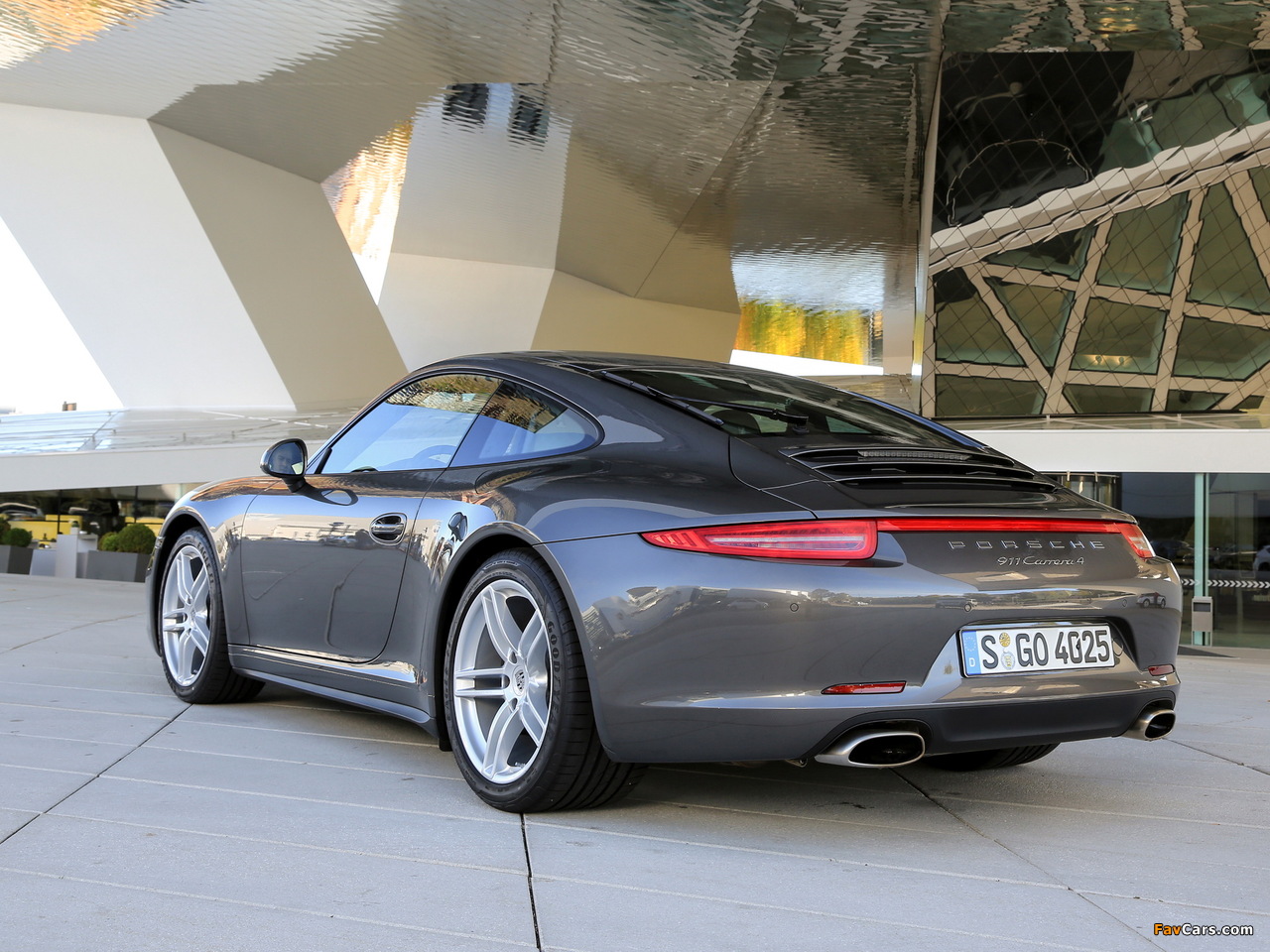 Photos of Porsche 911 Carrera 4 Coupe (991) 2012 (1280 x 960)