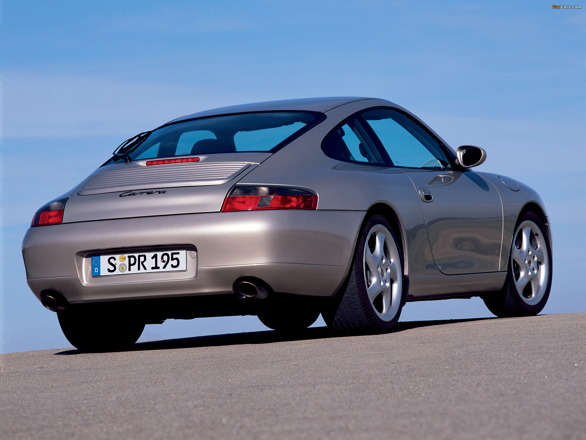 Pictures of Porsche 911 Carrera Coupe (996) 1997–2001 (2048 x 1536)
