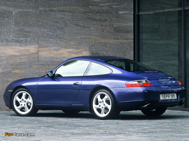 Pictures of Porsche 911 Carrera 4 Coupe (996) 1998–2001 (640 x 480)
