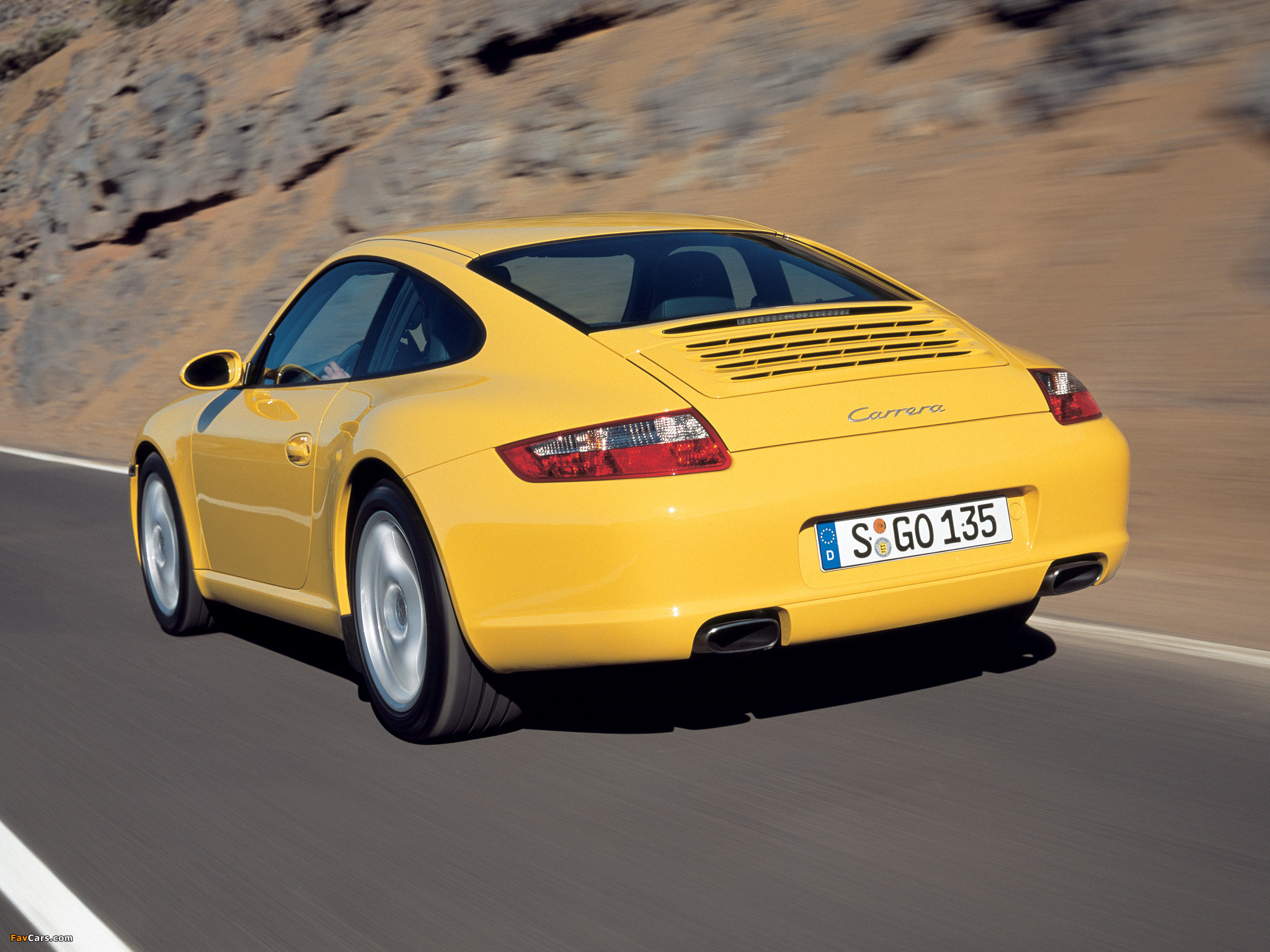 Pictures of Porsche 911 Carrera Coupe (997) 2005–08 (2048 x 1536)