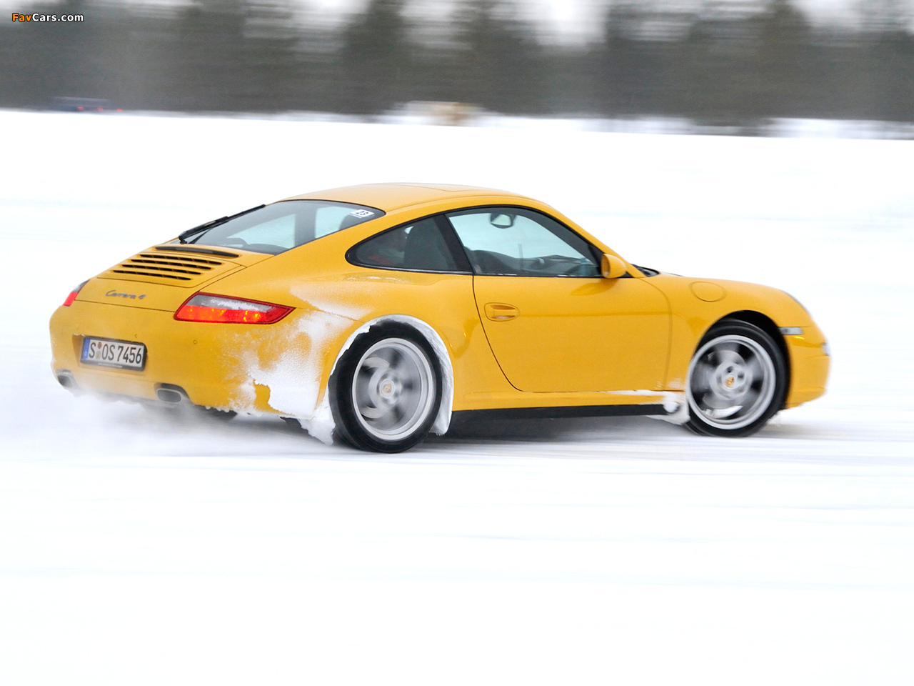 Pictures of Porsche 911 Carrera 4 Coupe (997) 2006–08 (1280 x 960)