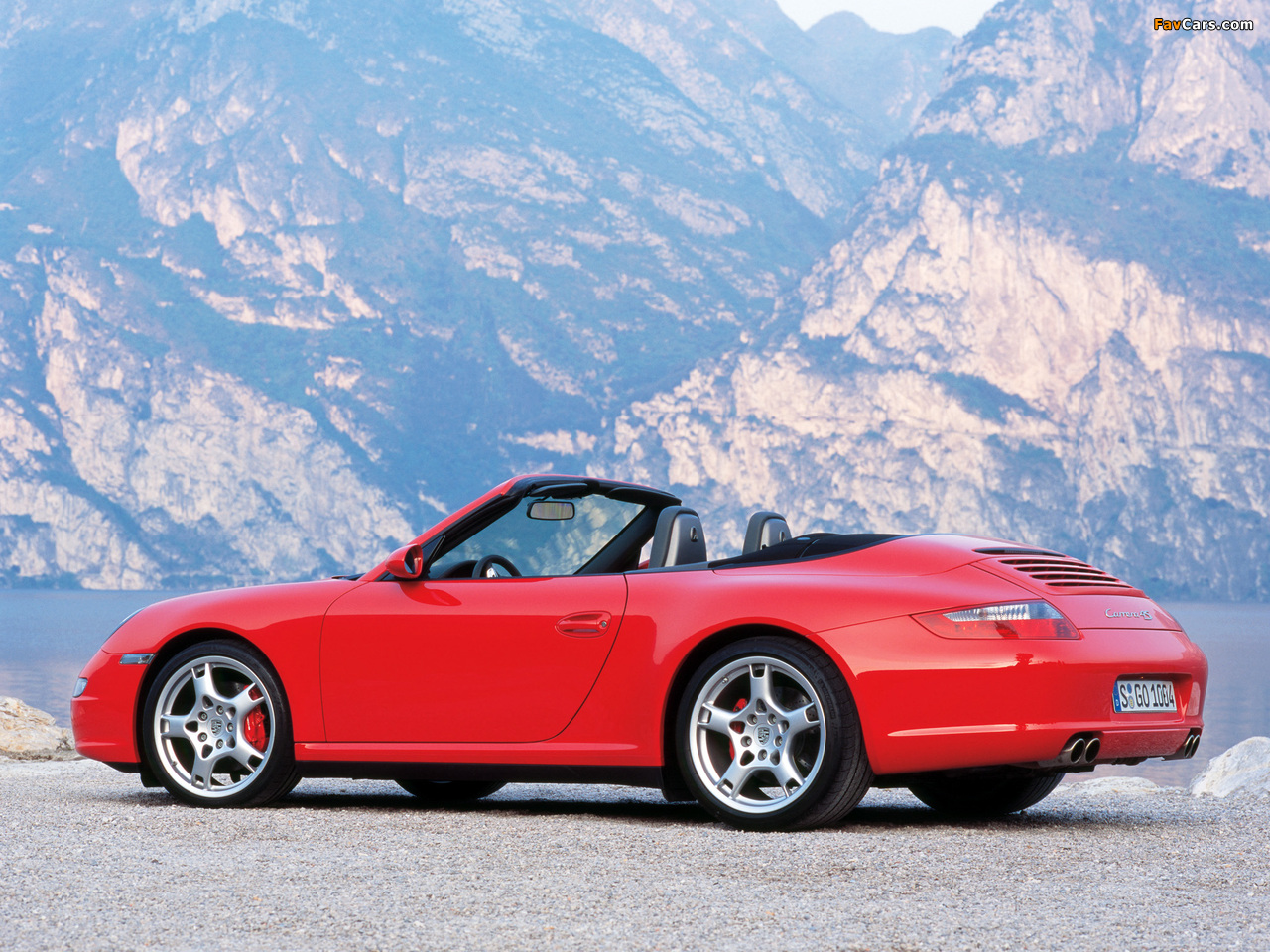 Pictures of Porsche 911 Carrera 4S Cabriolet (997) 2006–08 (1280 x 960)