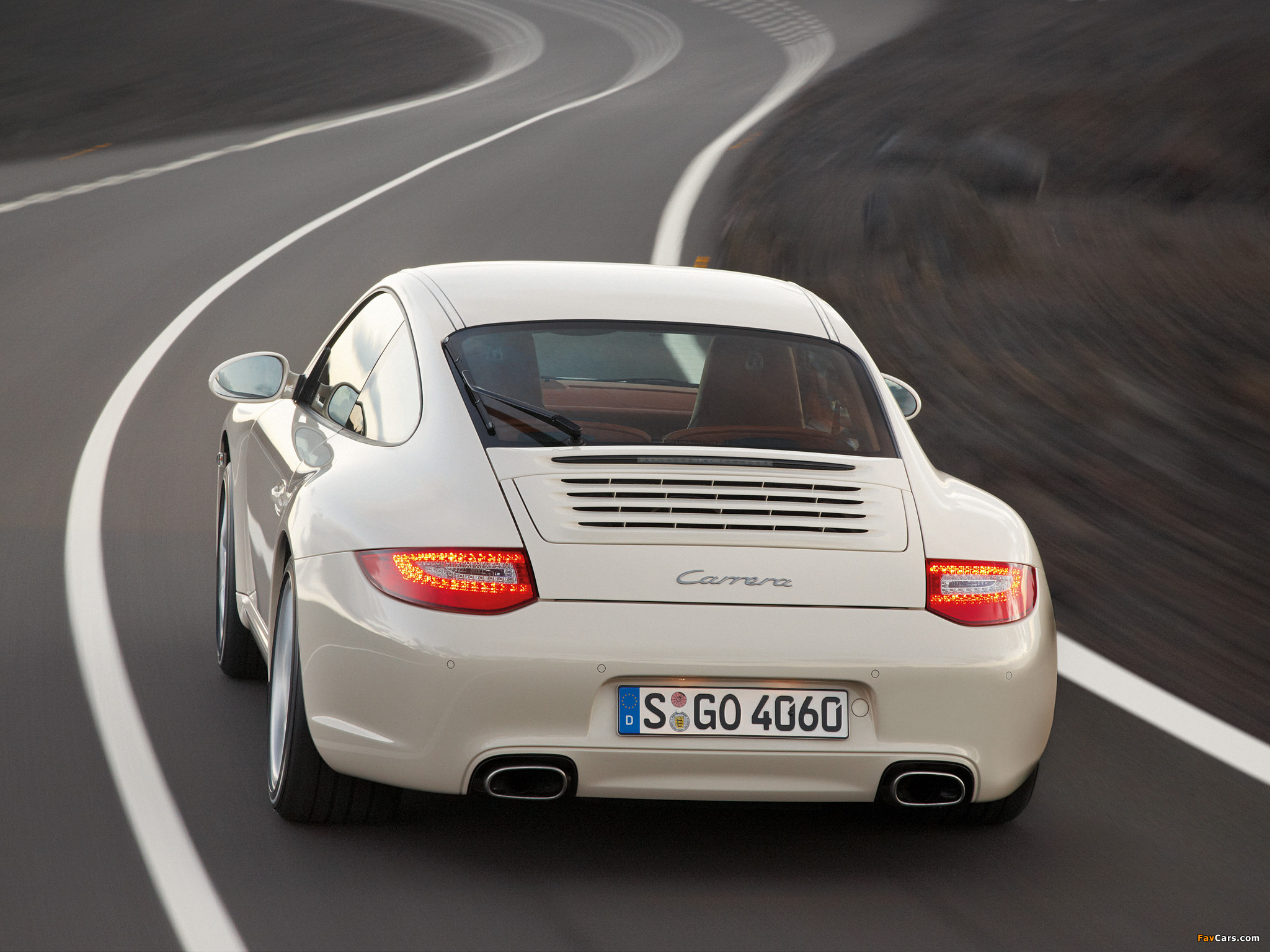 Pictures of Porsche 911 Carrera Coupe (997) 2008–11 (2048 x 1536)
