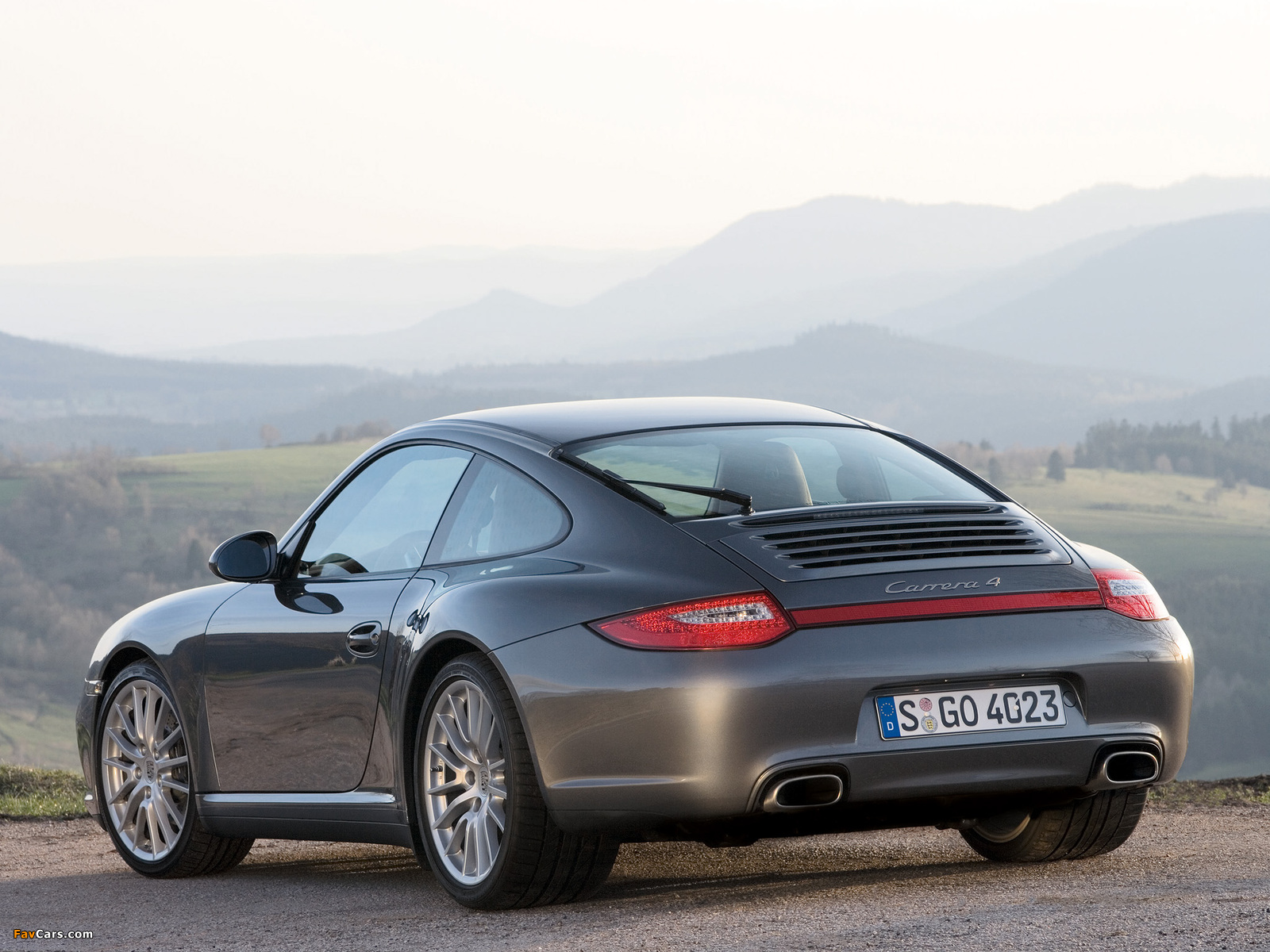 Pictures of Porsche 911 Carrera 4 Coupe (997) 2008–12 (1600 x 1200)