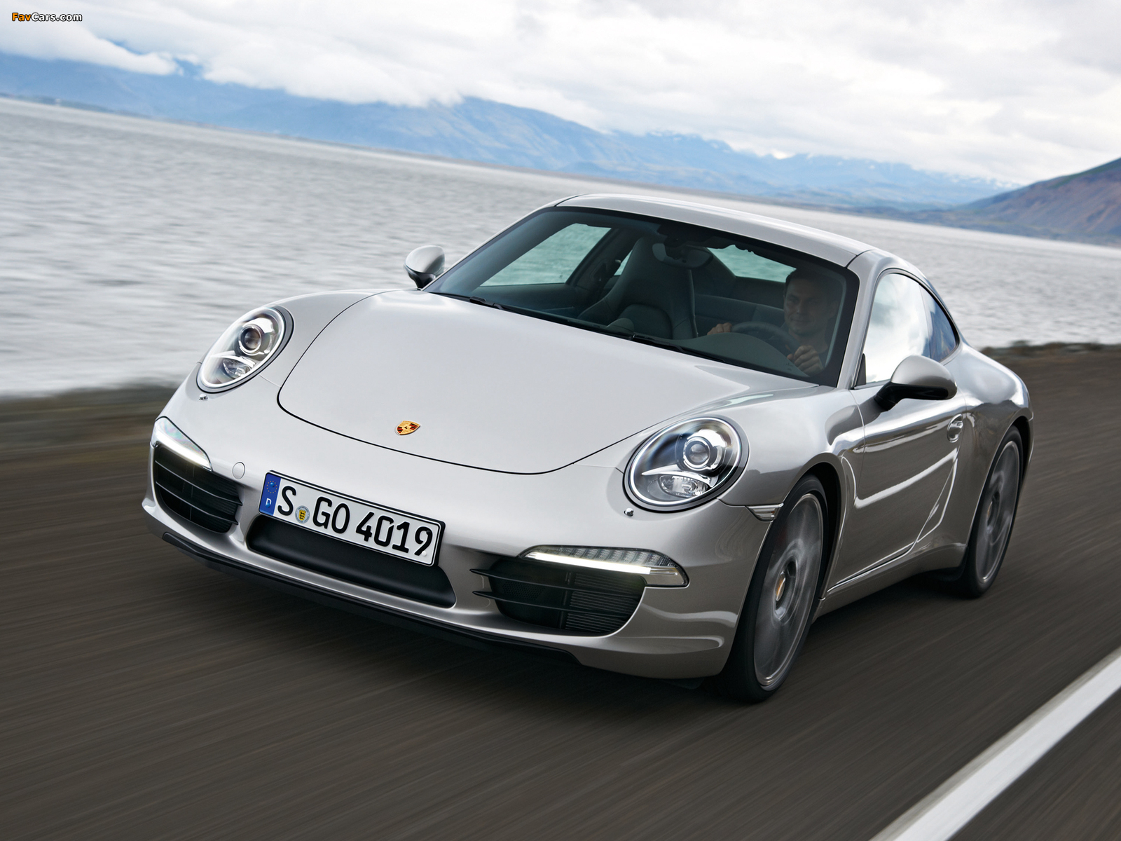 Pictures of Porsche 911 Carrera S Coupe (991) 2011 (1600 x 1200)