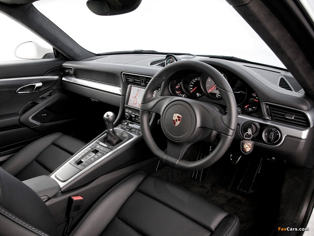 Pictures of Porsche 911 Carrera 4 Coupe UK-spec (991) 2012 (1024 x 768)