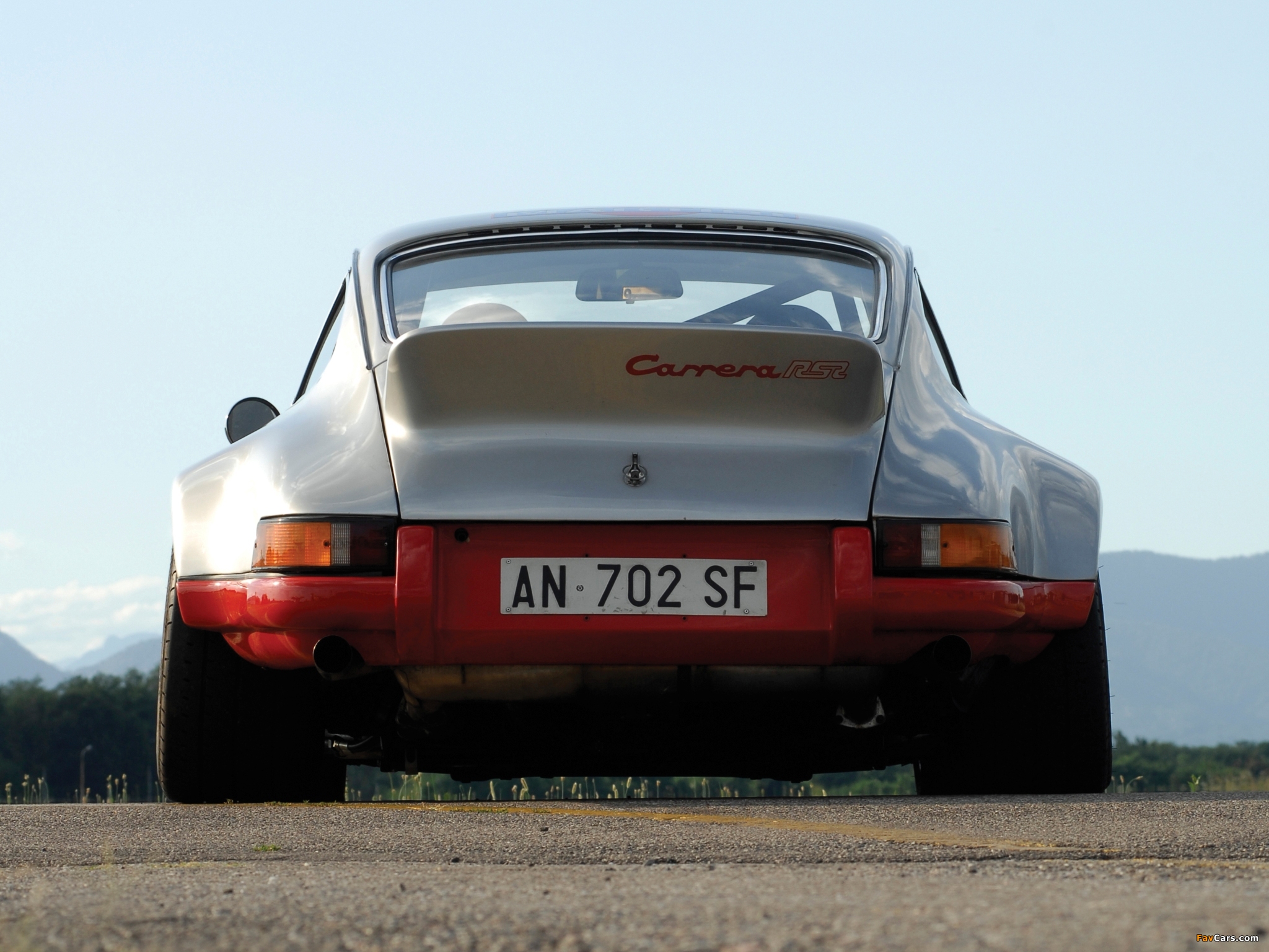 Porsche 911 Carrera RSR Coupe (911) 1972–73 pictures (2048 x 1536)