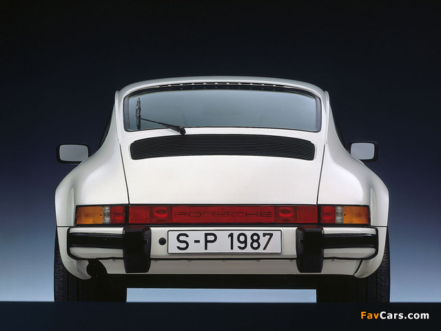 Porsche 911 Carrera 3.2 Coupe (911) 1984–89 pictures (640 x 480)