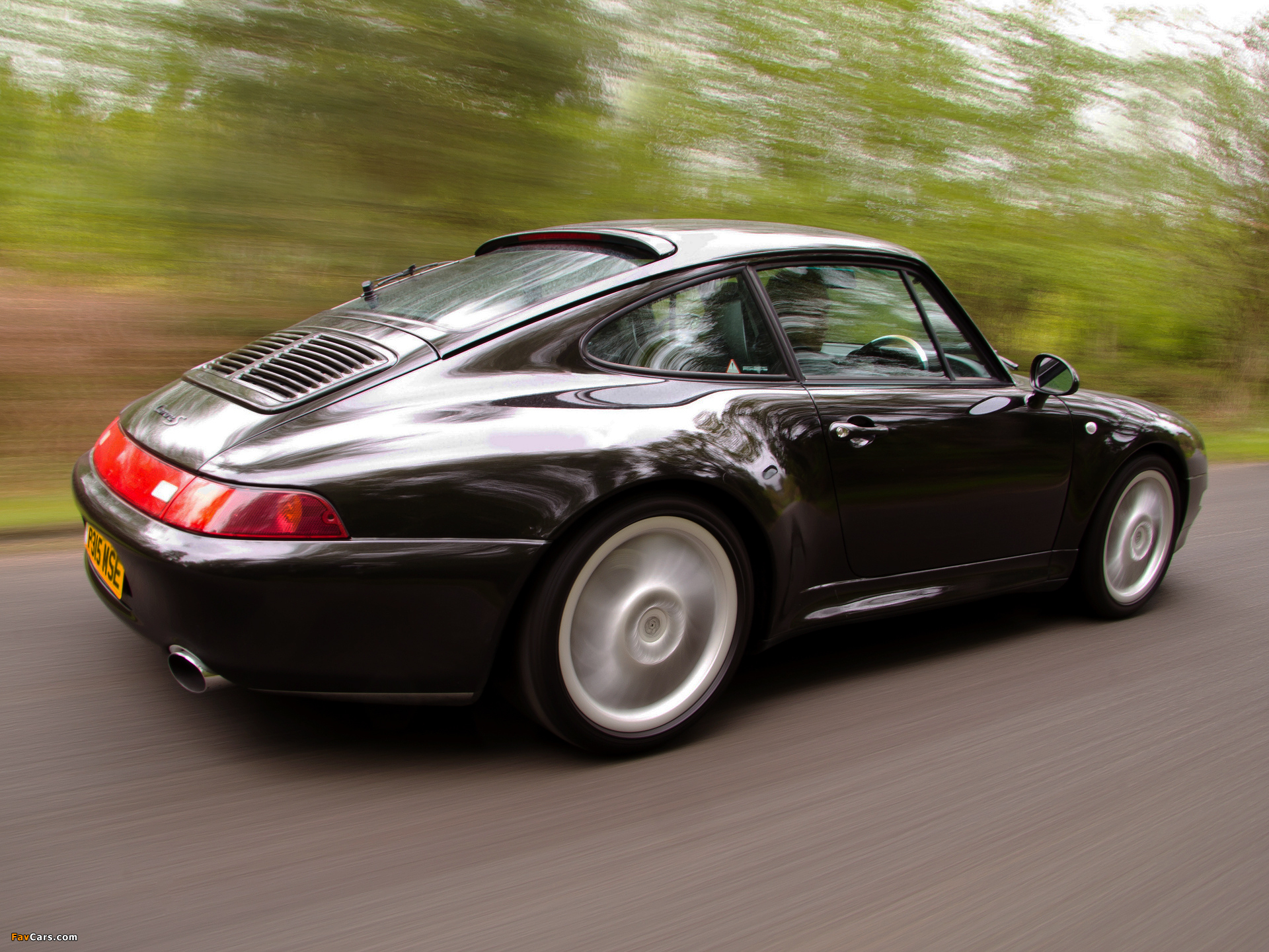 Porsche 911 Carrera S 3.6 Coupe UK-spec (993) 1996–97 pictures (1920 x 1440)