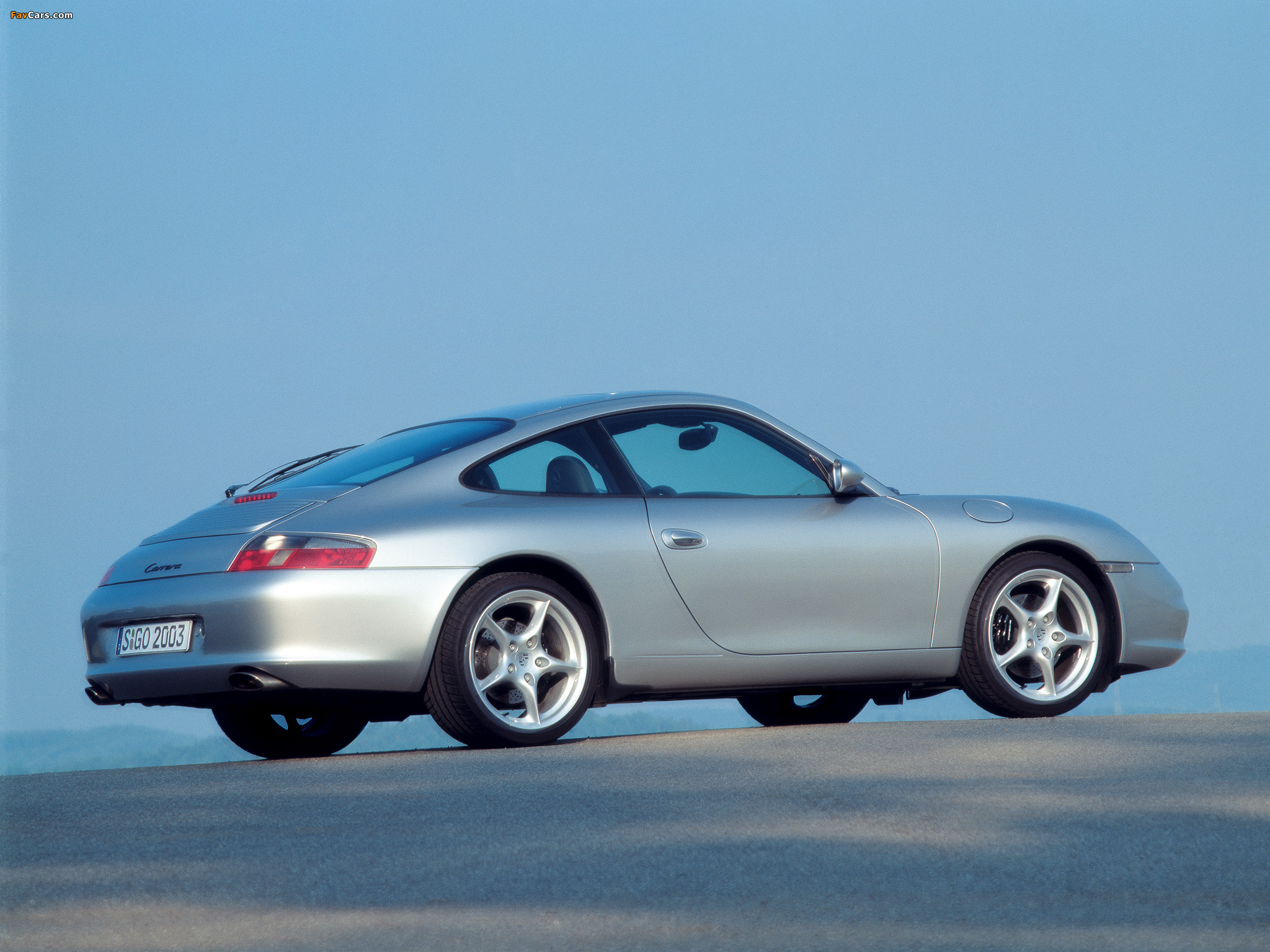 Porsche 911 Carrera Coupe (996) 2001–04 pictures (2048 x 1536)