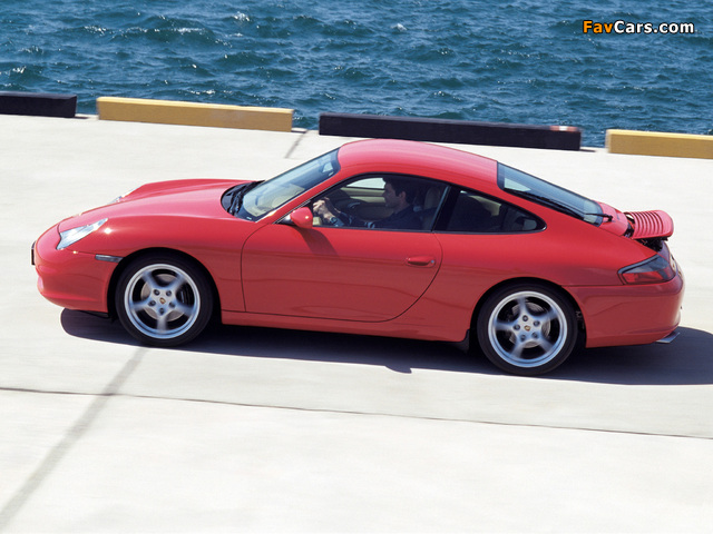 Porsche 911 Carrera Coupe (996) 2001–04 wallpapers (640 x 480)