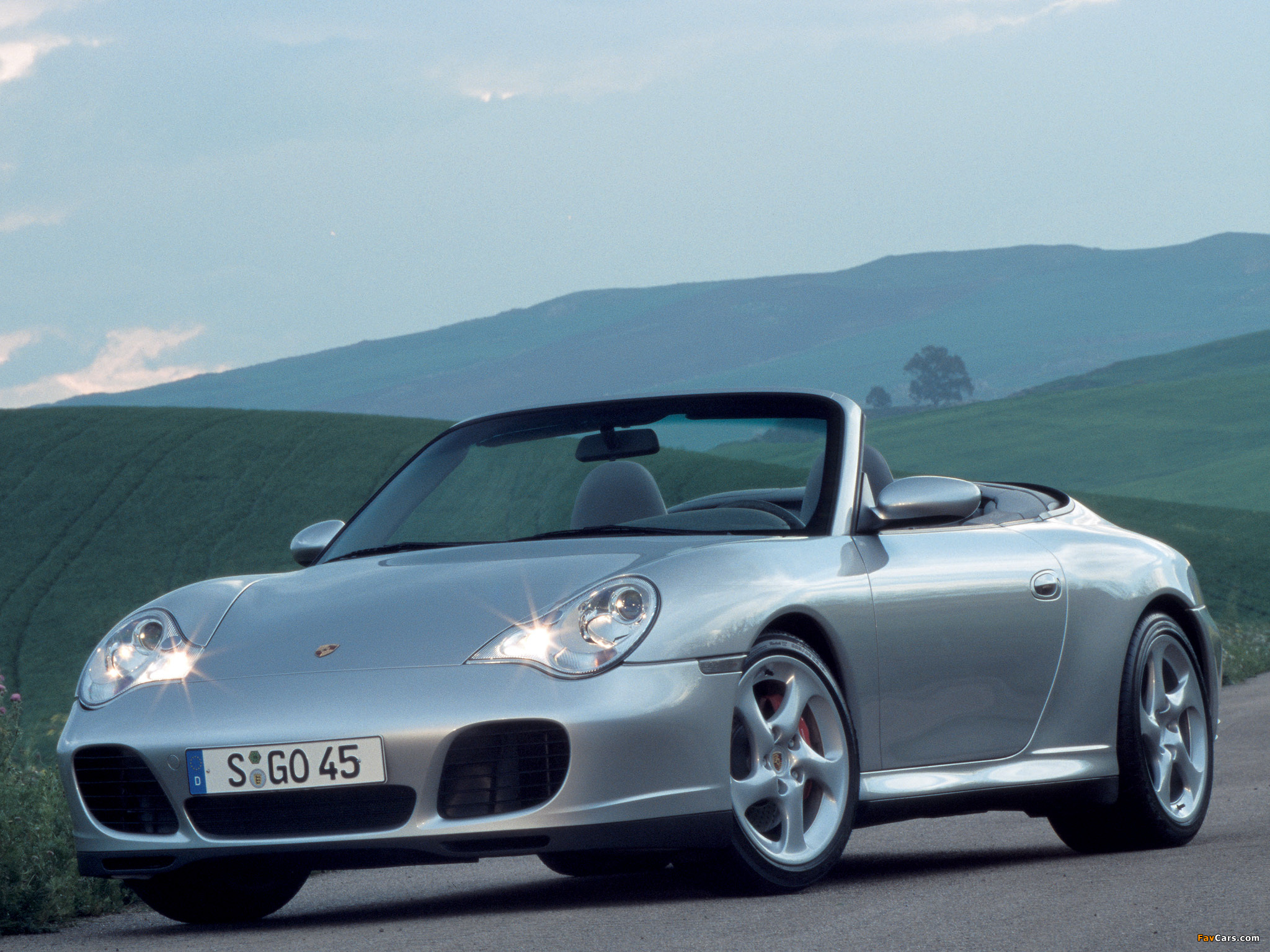 Porsche 911 Carrera 4S Cabriolet (996) 2004–05 images (2048 x 1536)