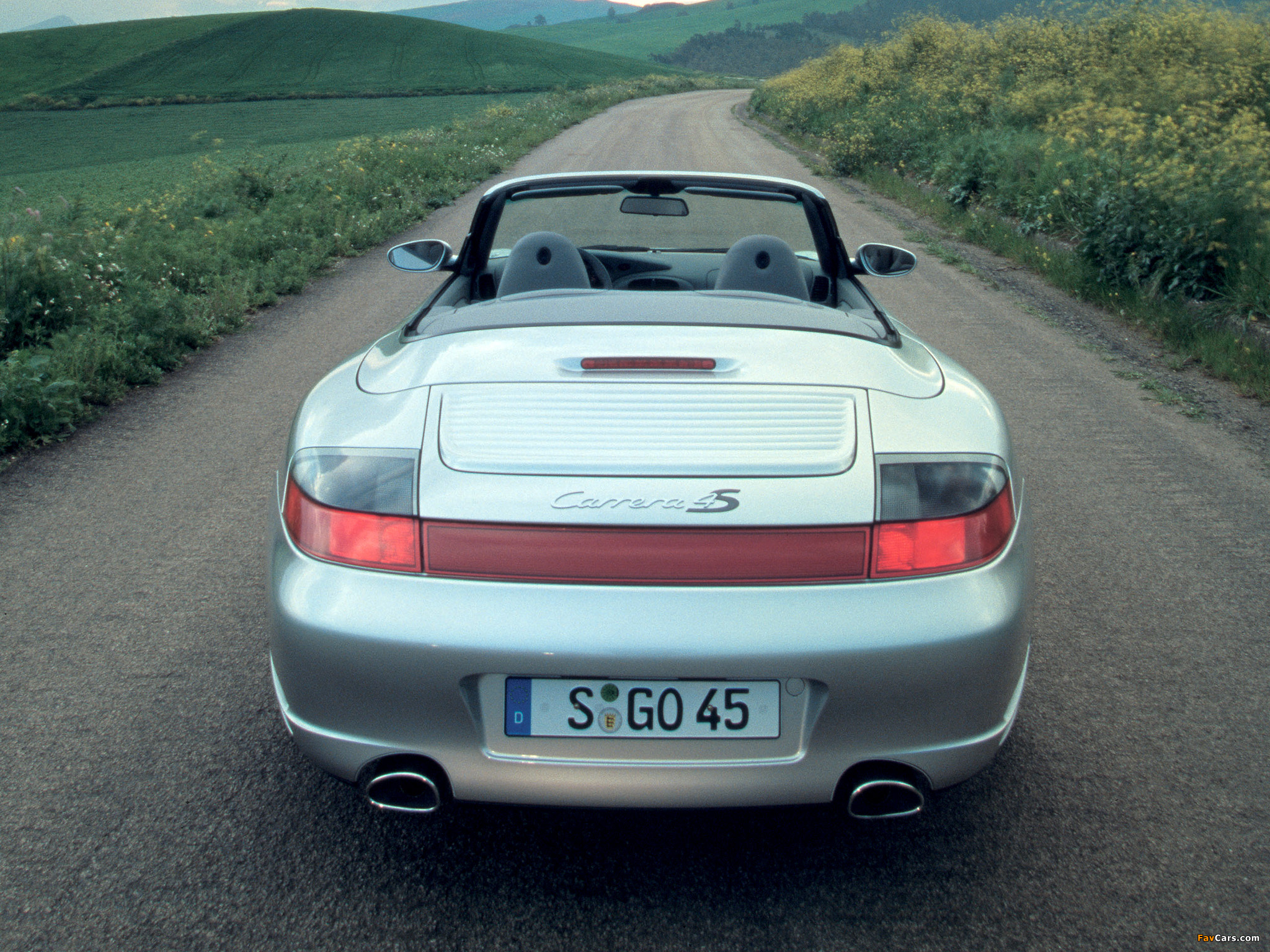 Porsche 911 Carrera 4S Cabriolet (996) 2004–05 pictures (2048 x 1536)