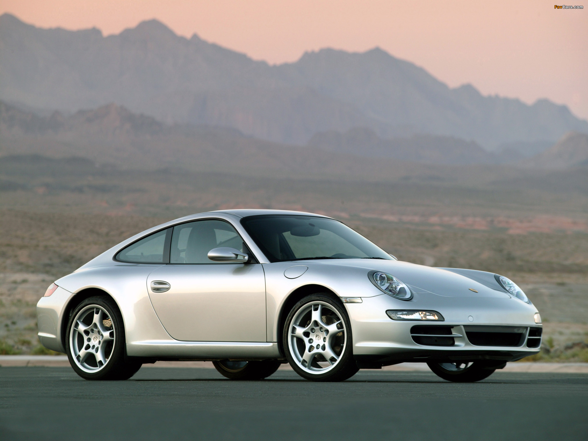 Porsche 911 Carrera Coupe US-spec (997) 2005–08 pictures (2048 x 1536)
