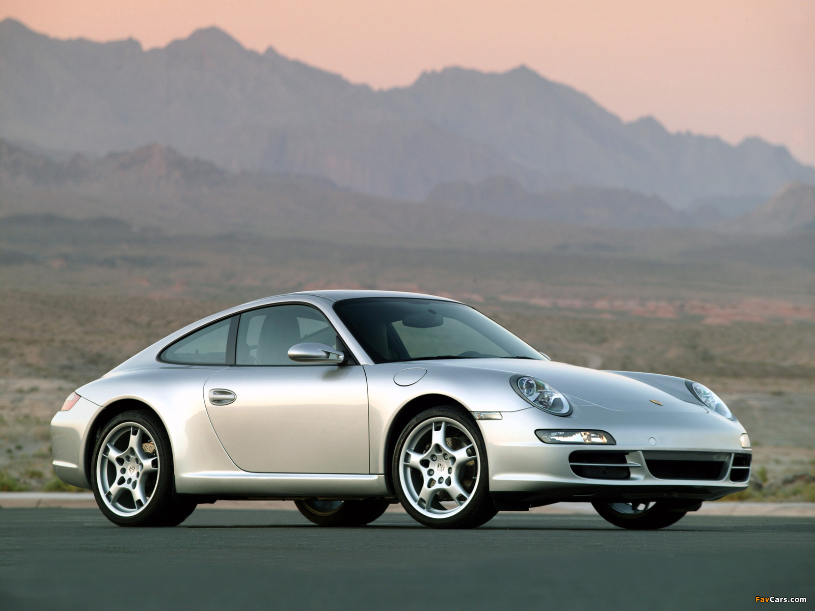 Porsche 911 Carrera Coupe US-spec (997) 2005–08 pictures (1600 x 1200)