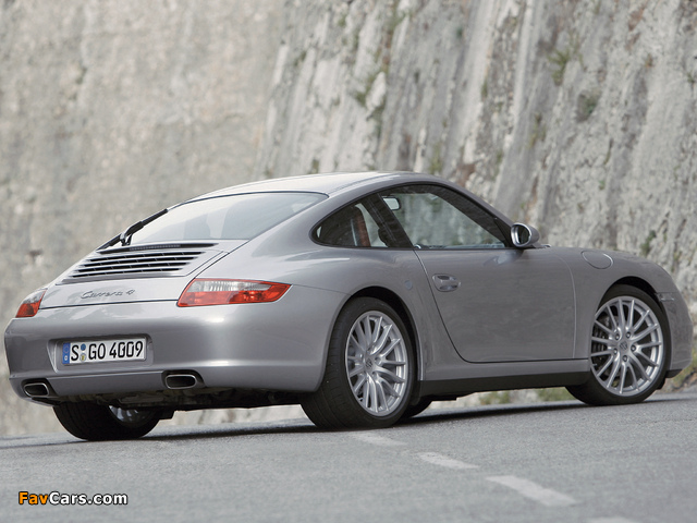 Porsche 911 Carrera 4 Coupe (997) 2006–08 photos (640 x 480)