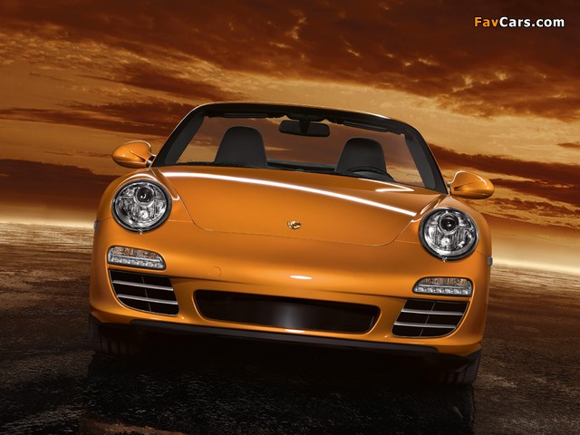 Porsche 911 Carrera 4 Cabriolet (997) 2008–12 pictures (640 x 480)